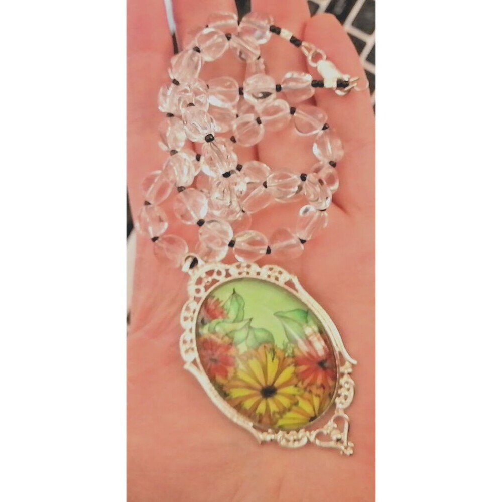 Clear Glass beaded Necklace with Floral Pendant 925 Silver Necklace